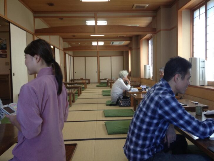 Tatami seating at Atsuta Horaiken