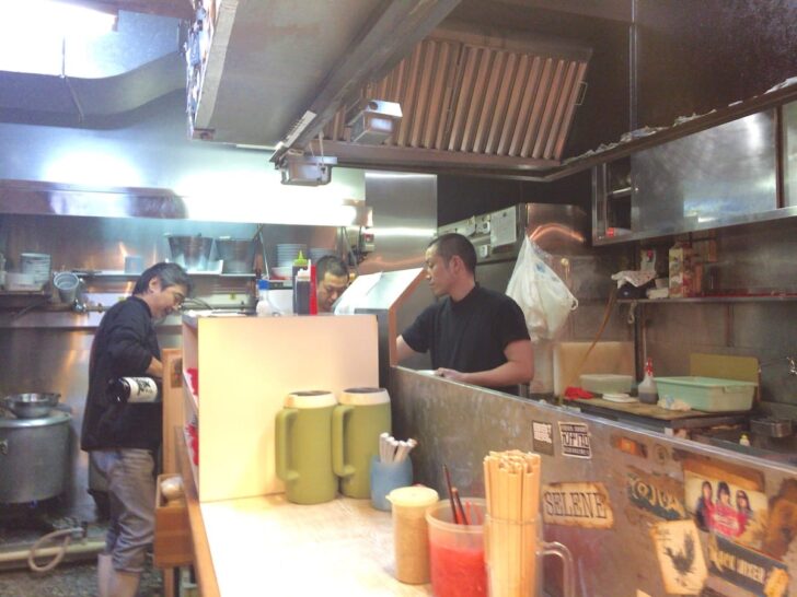 The restaurant is run by veterans of the yatai world