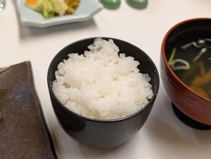 Yuzawa Town's Koshihikari rice, a Niigata staple