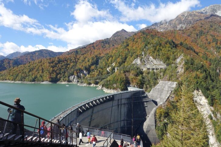 Autumn foliage near Kurobe Dam