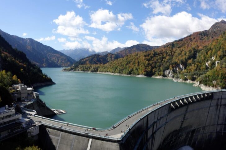 Closer views of Kurobe Dam