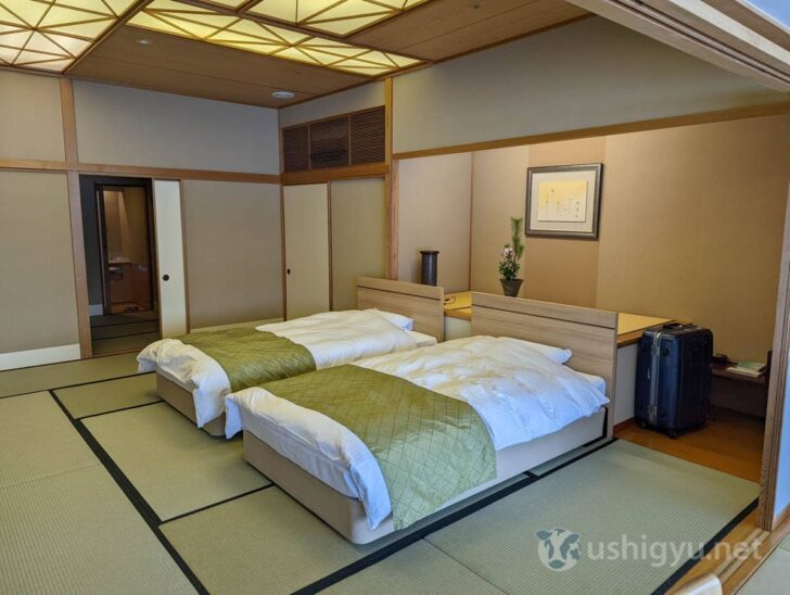 Simmons beds in a tatami room