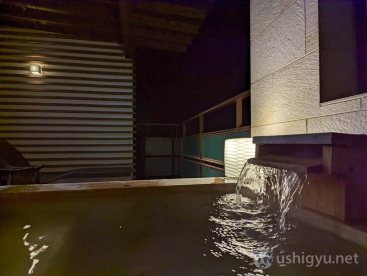 Enjoying the open-air bath at night