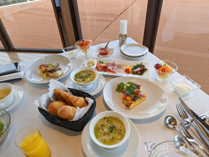 A beautifully plated and well-balanced breakfast at Tenku no Fune