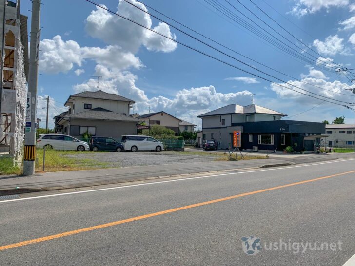 Ichigen's parking area