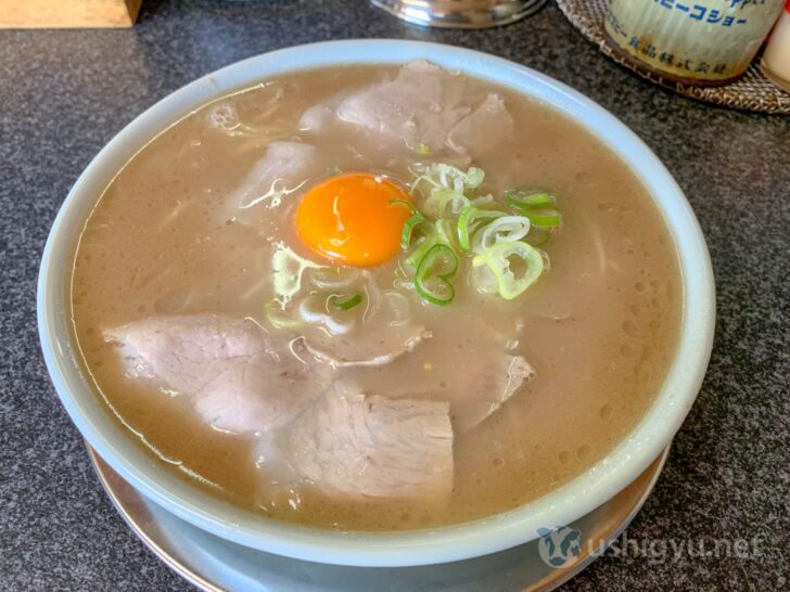 Side view of Ichigen's ramen with raw egg