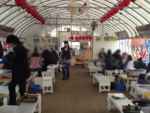 Itoshima oyster huts 5