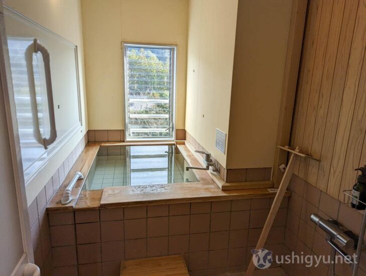 Private bath with pure Ureshino hot spring water