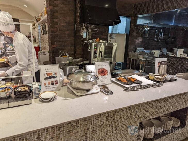 Rice ball demonstration corner and Niigata specialty tare-katsu