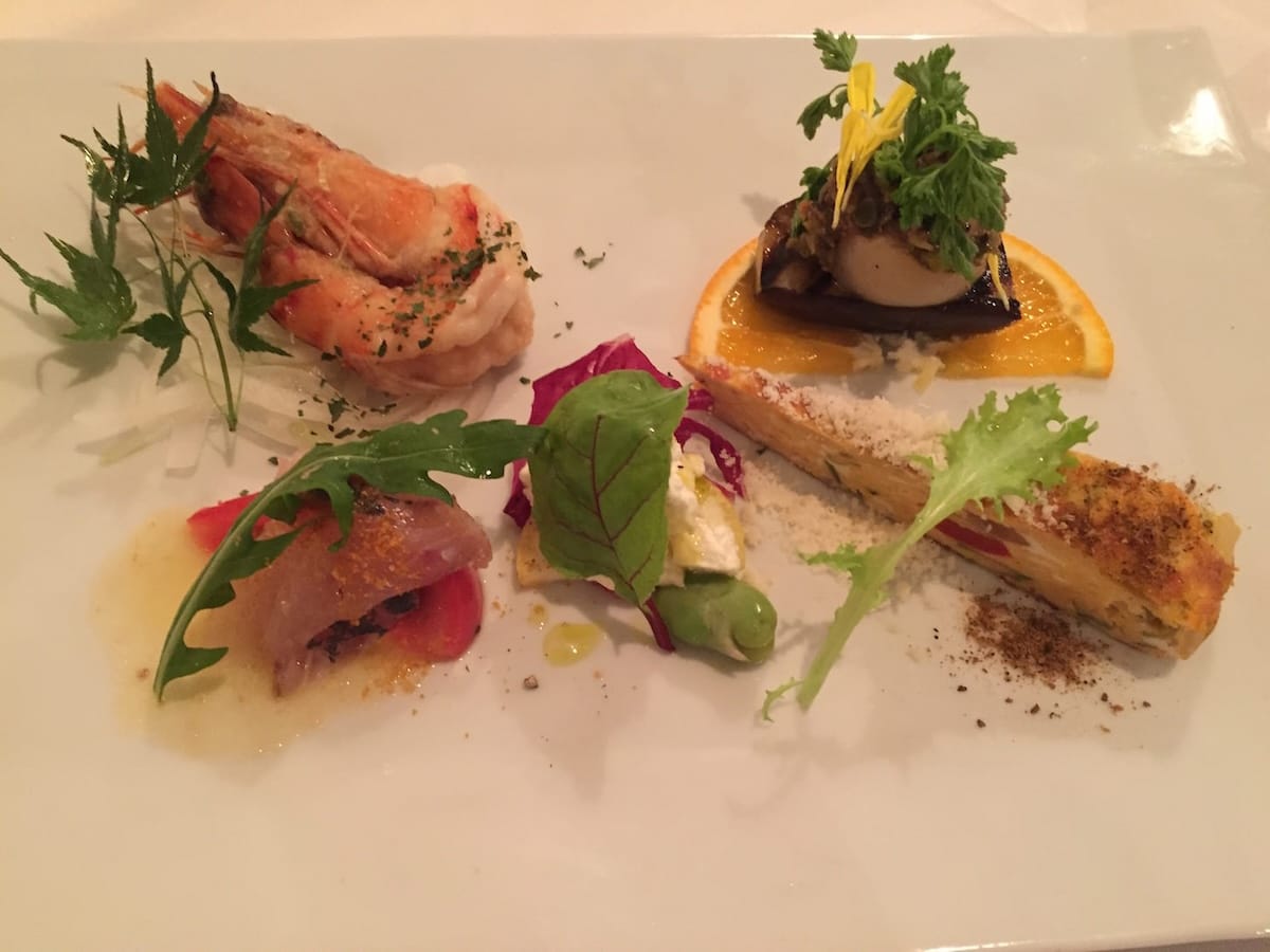 Colorful appetizers that pair well with drinks