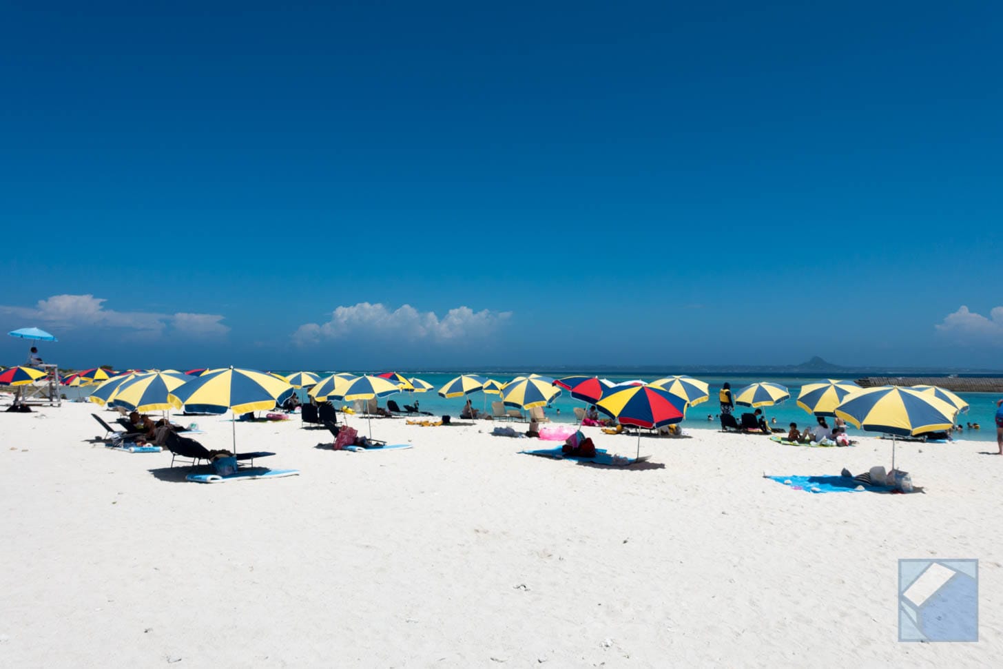 Beach resort vibes at Minnajima