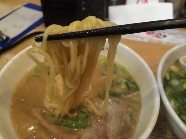 Thin noodles in the ramen