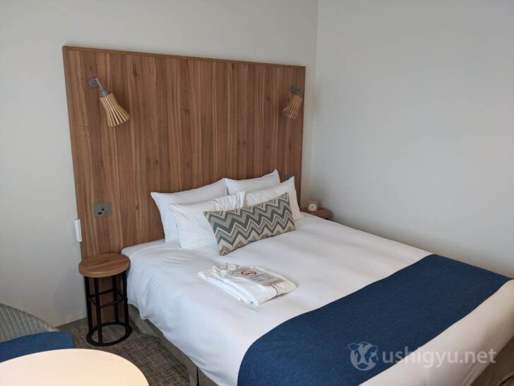 It would be boring to stay in the same type of business hotel you'd find elsewhere when you've come to Okinawa
