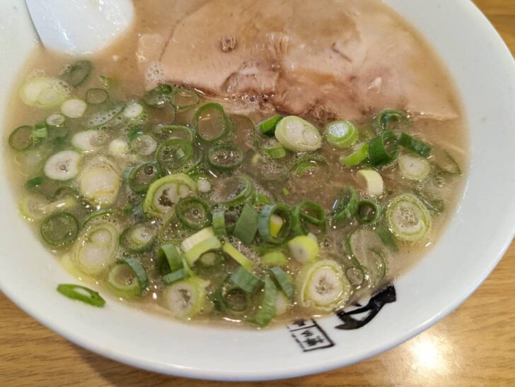 Large, crispy green onions that you can enjoy the texture of