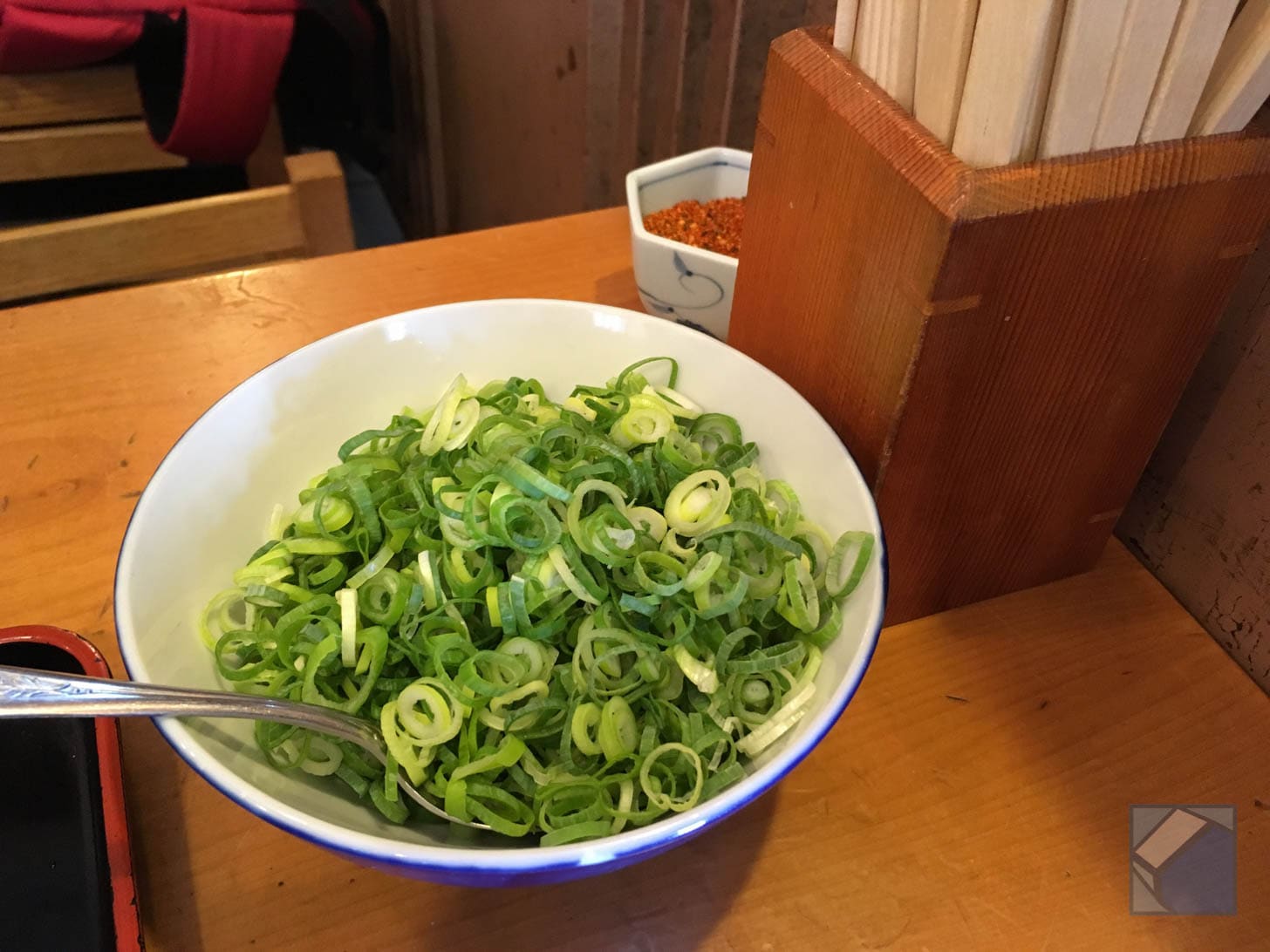 Self-serve green onion station