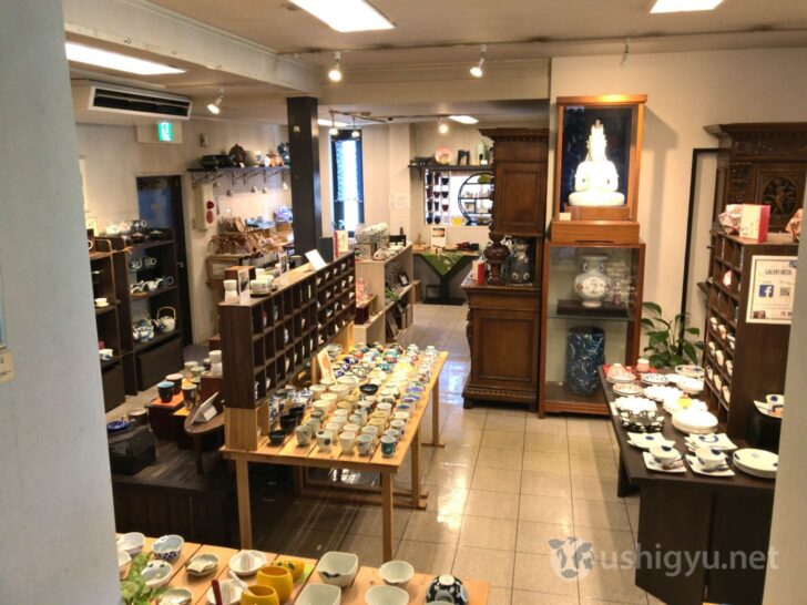 Gallery Arita shop interior