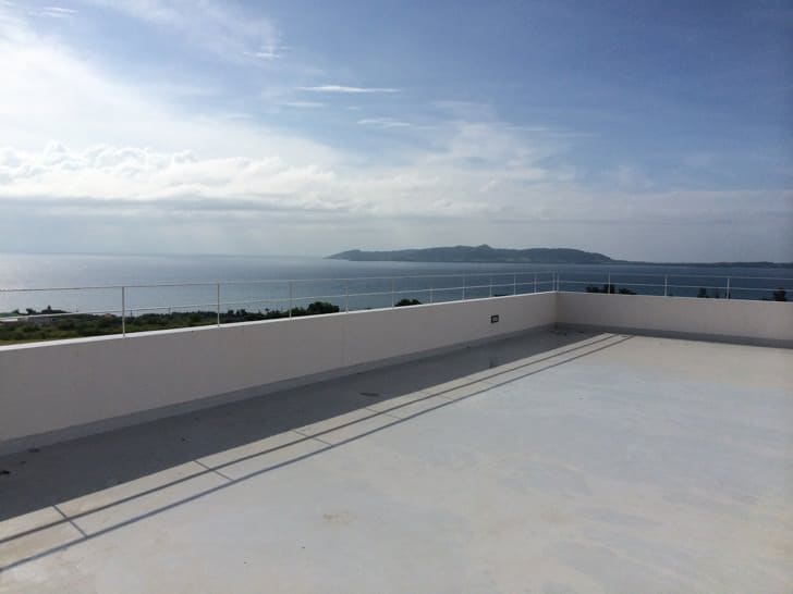 Rooftop viewing area