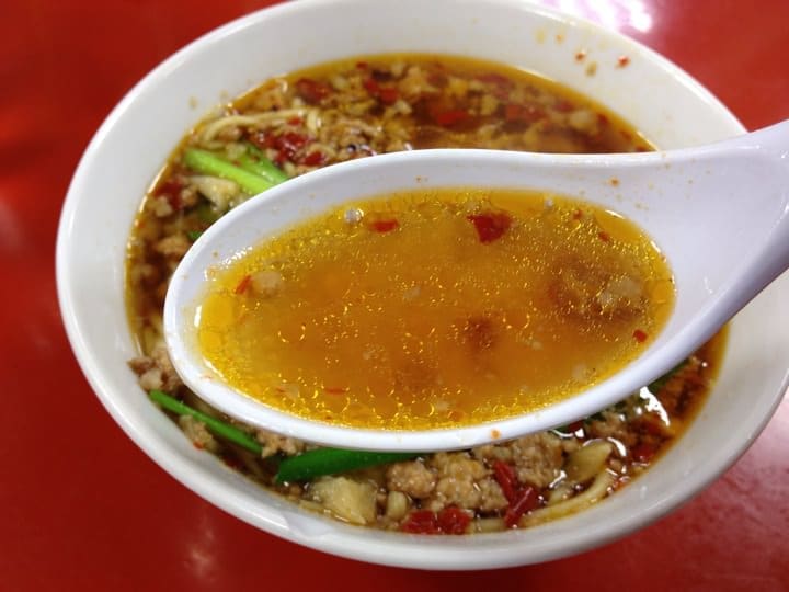 misen_8.jpg Spoonful of Taiwan Ramen broth