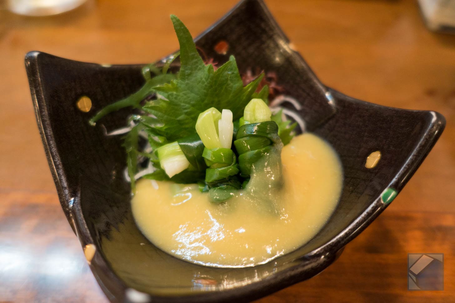 Hitomoji guruguru - rolled green onions with vinegar miso sauce
