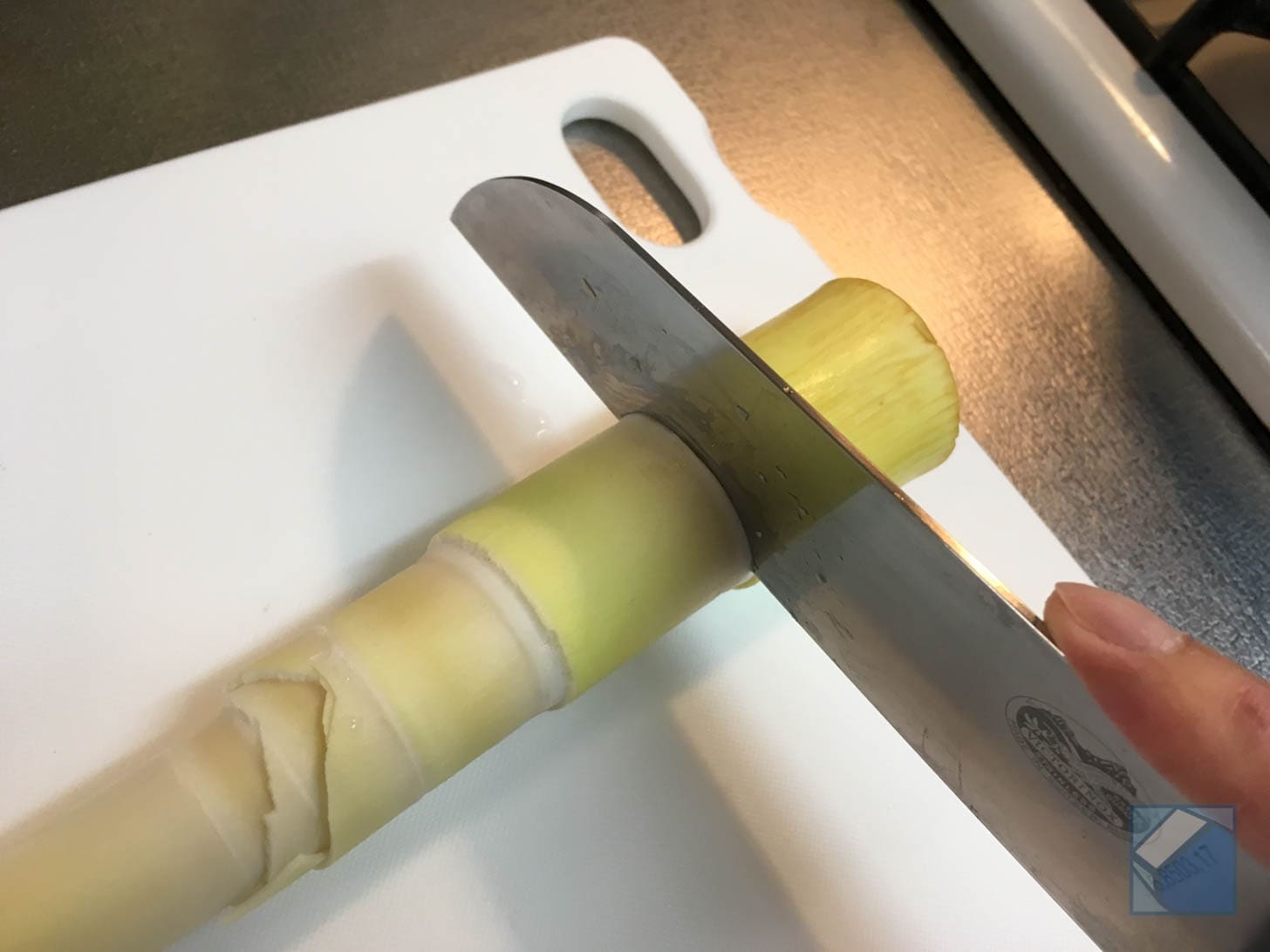 Cleaned daimyo takenoko ready for cooking