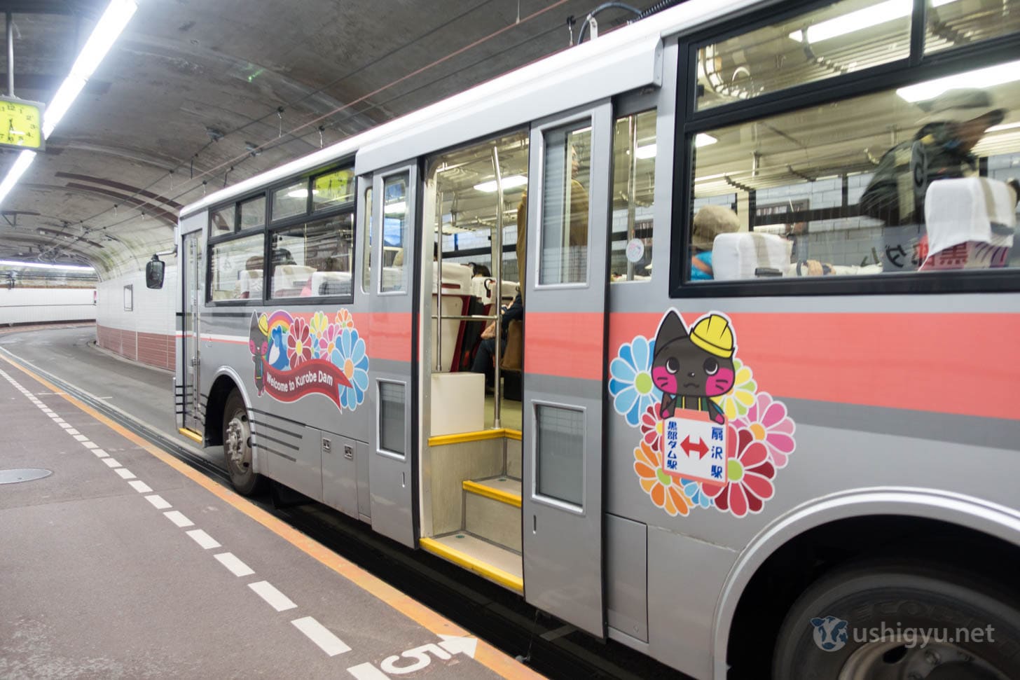 Trolley bus at Kurobe Lake