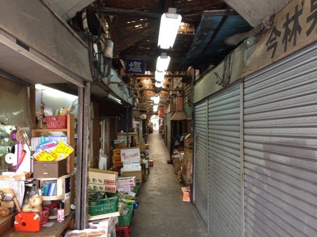 Alley leading to restaurant