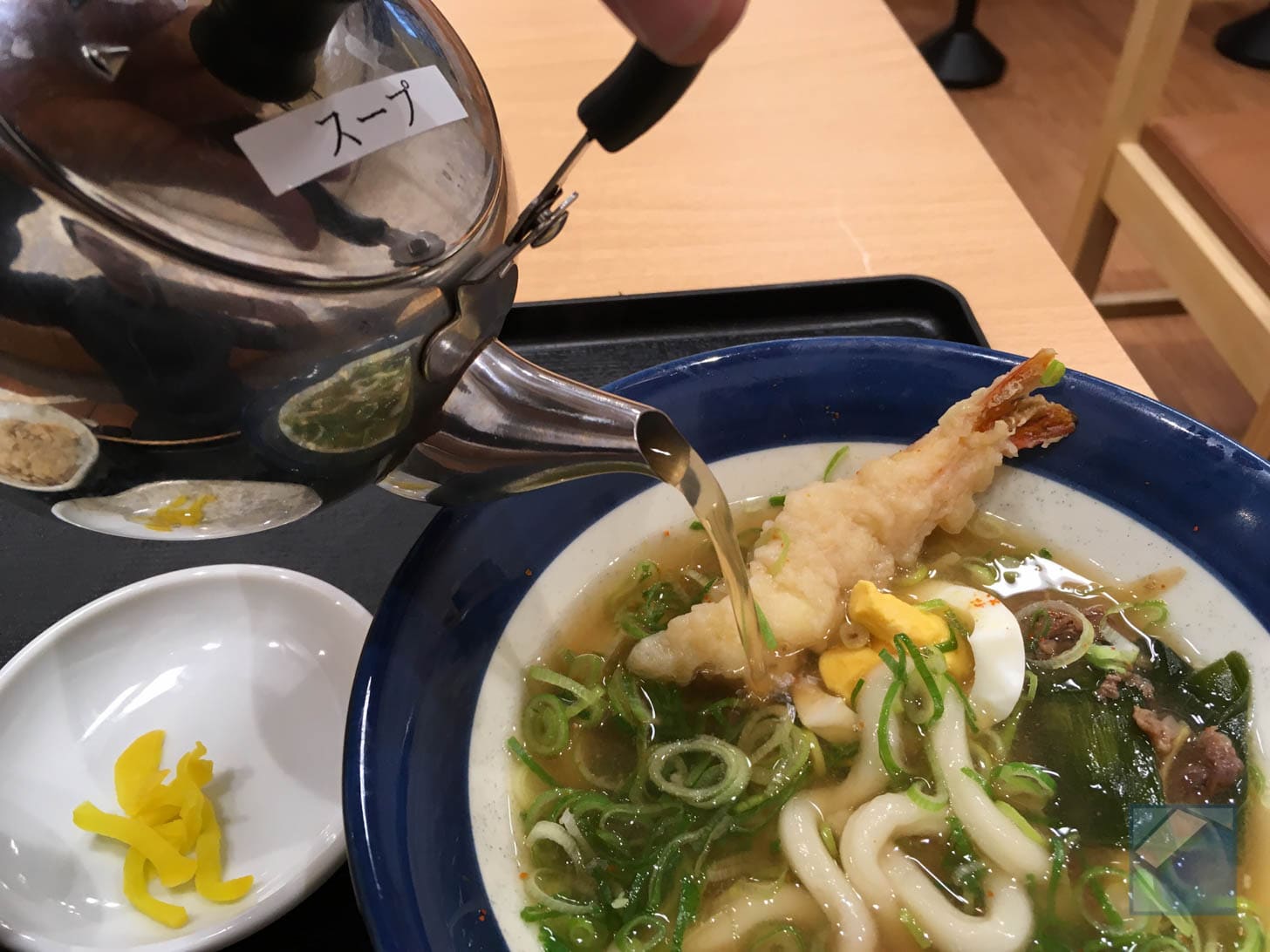 Noodles absorbing broth