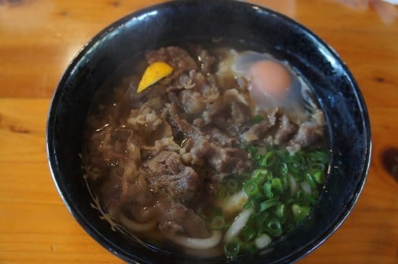 Meat udon served