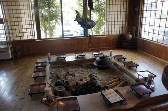 Seating area around the irori hearth