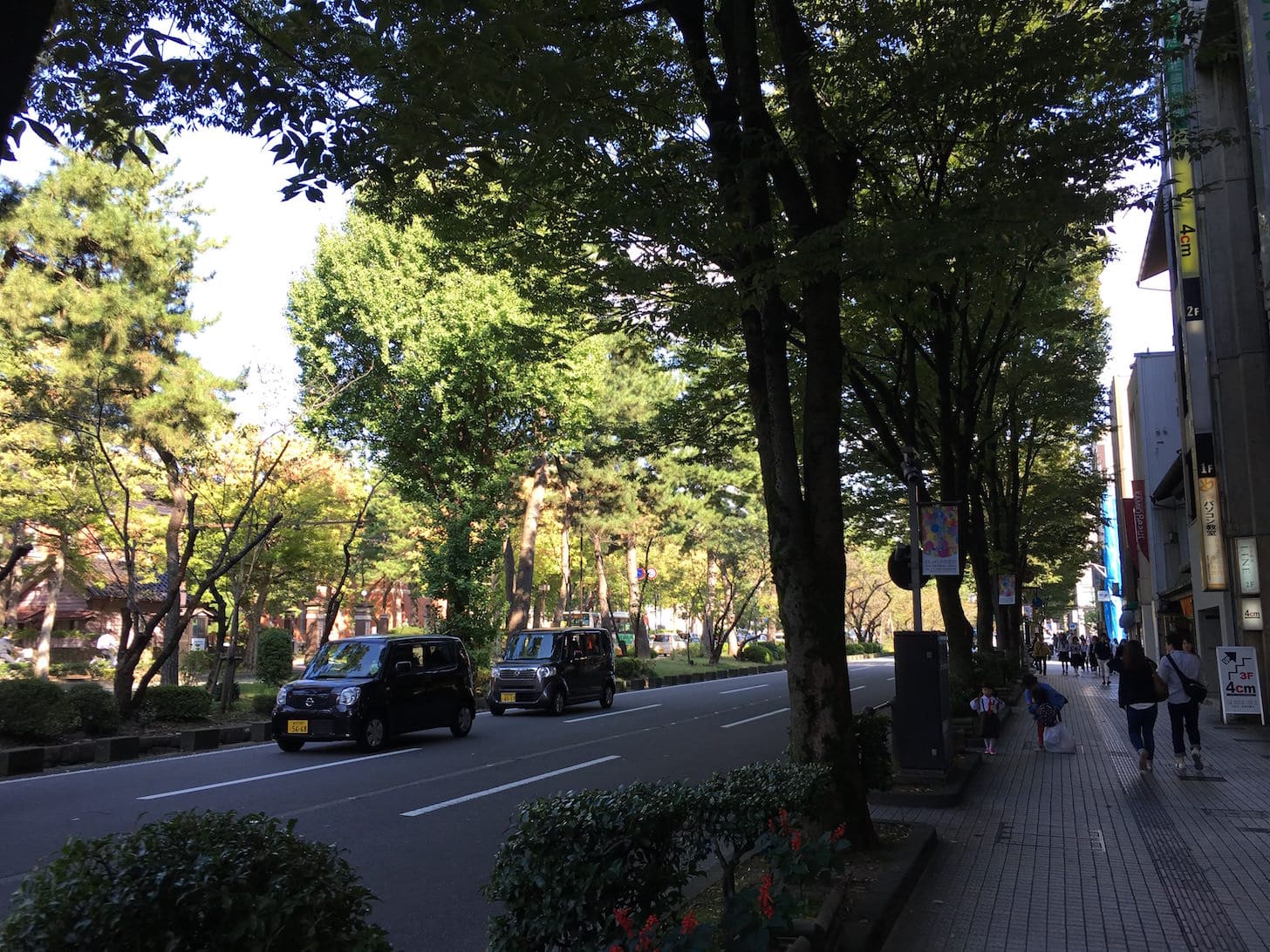 turban-curry-2.jpg Street with greenery in urban Kanazawa